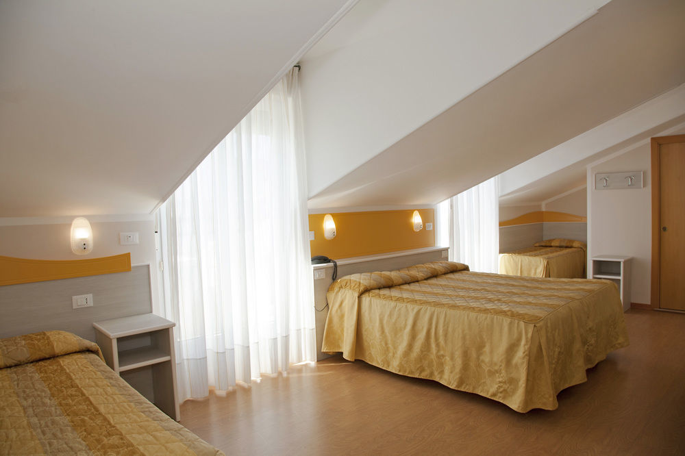 Hotel Righetto Fronte Mare Cavallino-Treporti Exterior photo