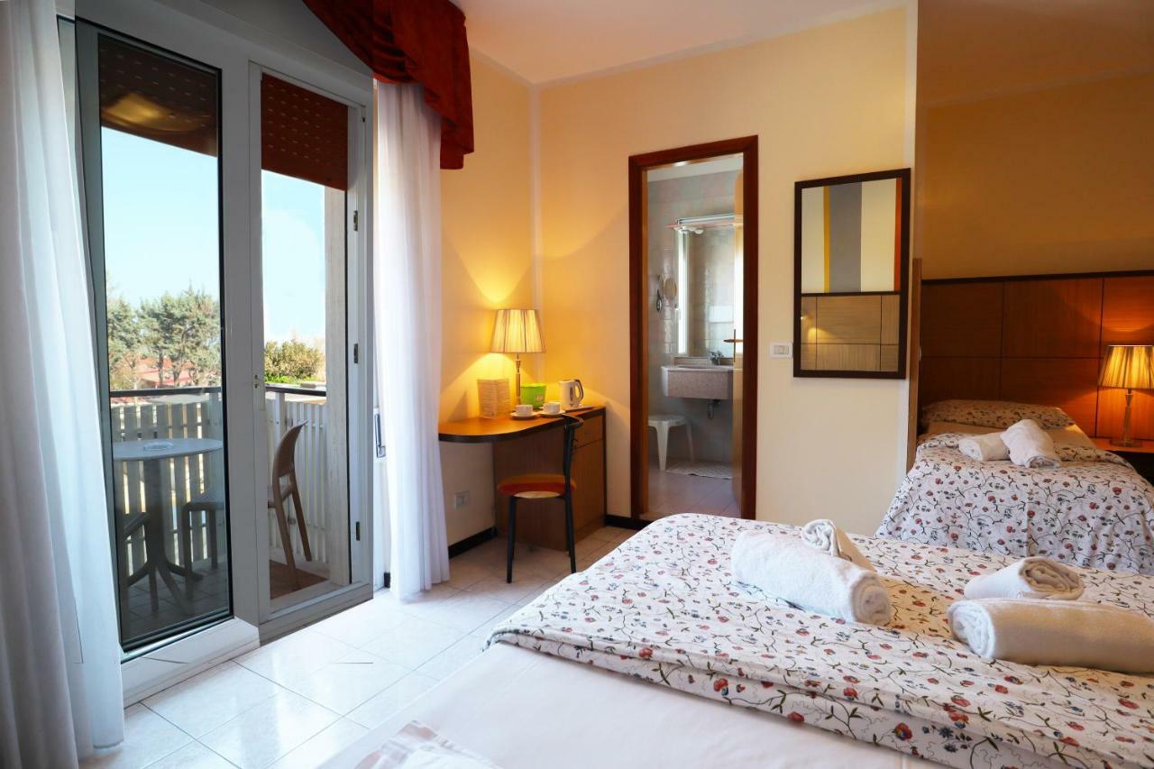 Hotel Righetto Fronte Mare Cavallino-Treporti Exterior photo